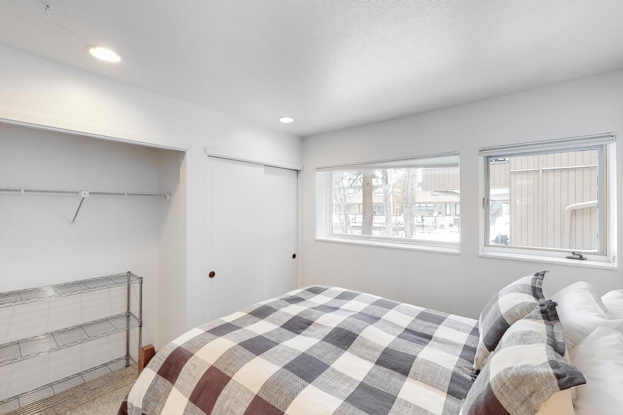 Pitkin Creek Apartment Vail Room photo